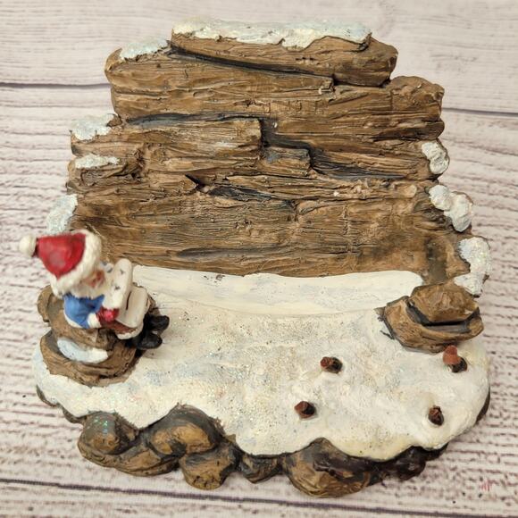 "A Christmas Remembered" Collectors Edition 1997 Decorative Plate and stand - Picture 7 of 10